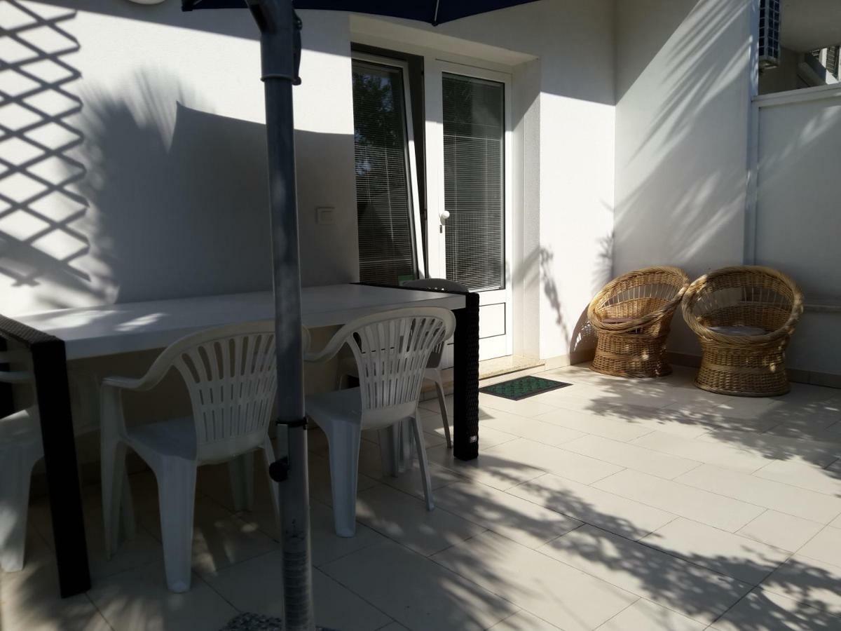Villa Flora Grado Luaran gambar
